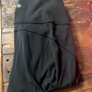lululemon in movement tight size 8